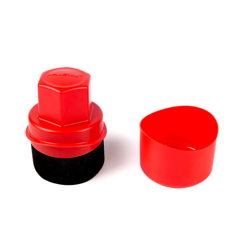 Tire Dressing Applicator With Cover